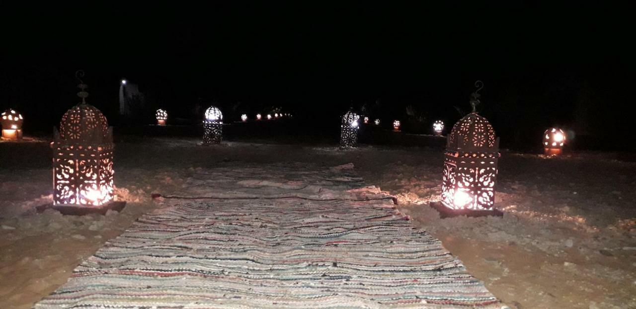 Bivouac Erg Znaigui Hotel Merzouga Eksteriør billede