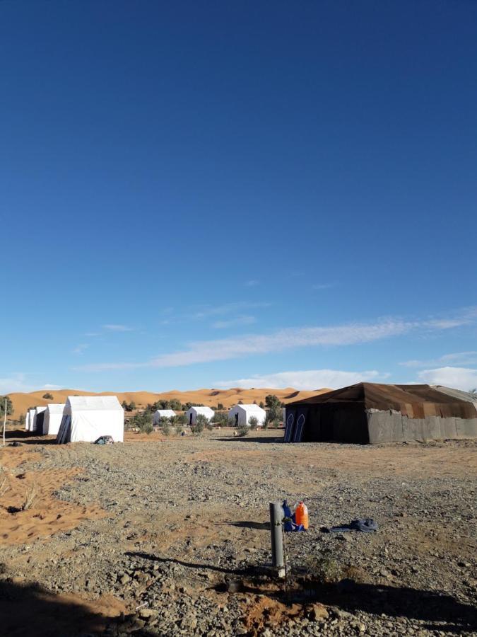 Bivouac Erg Znaigui Hotel Merzouga Eksteriør billede