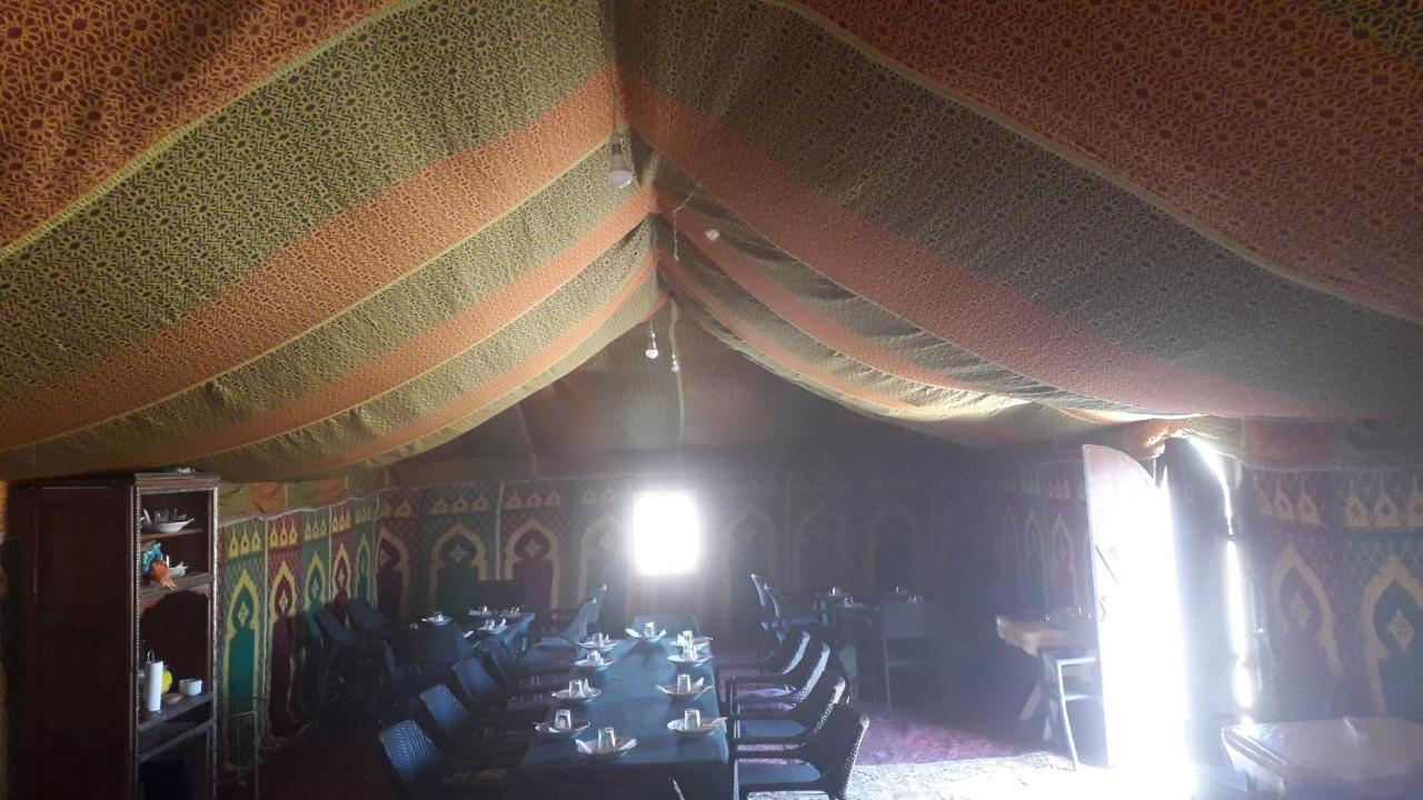 Bivouac Erg Znaigui Hotel Merzouga Eksteriør billede
